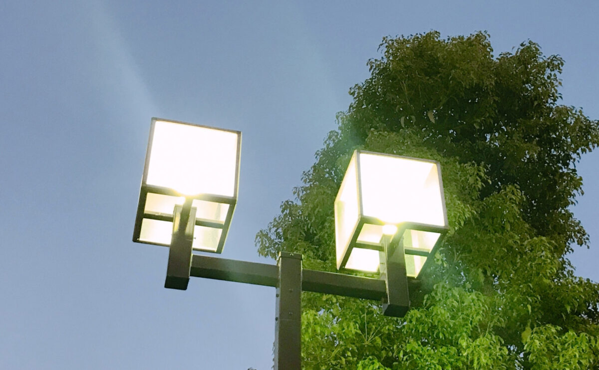 防犯灯と街路灯のちがい